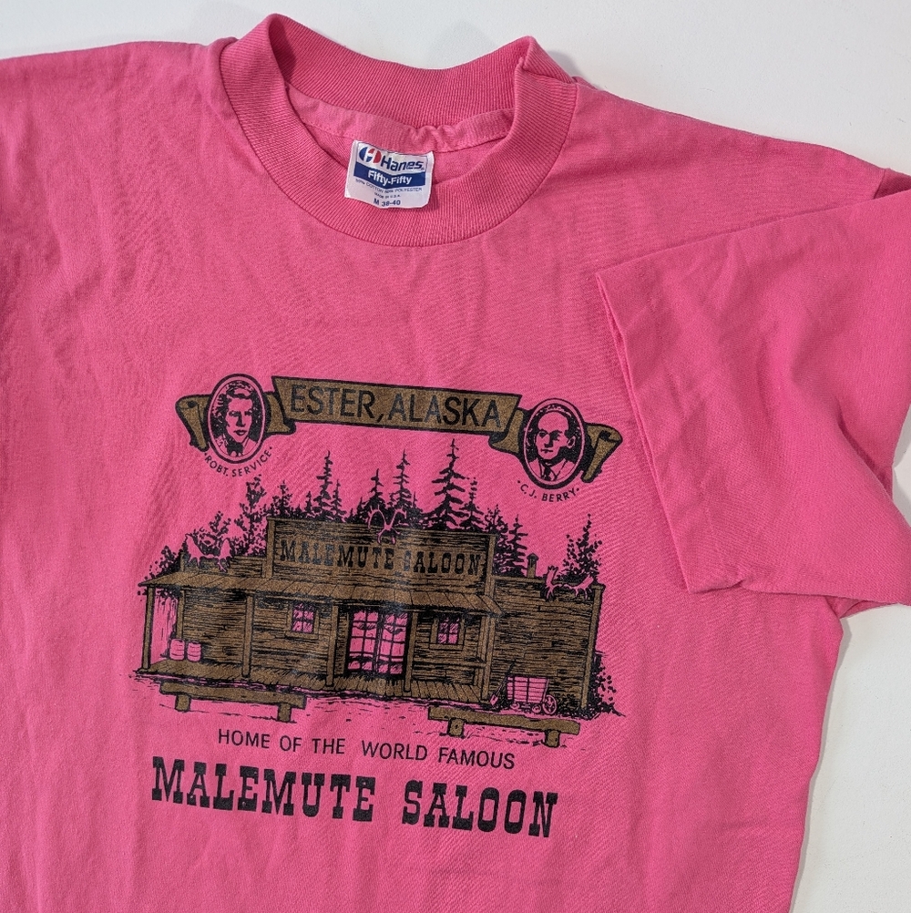 Vintage 80s Ester Alaska Malemute Saloon T-Shirt Hot Pink Hanes Single Stitch M